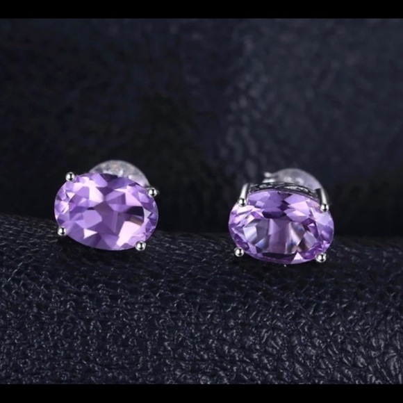 Jewelry - 2.8ct Genuine Amethyst earrings